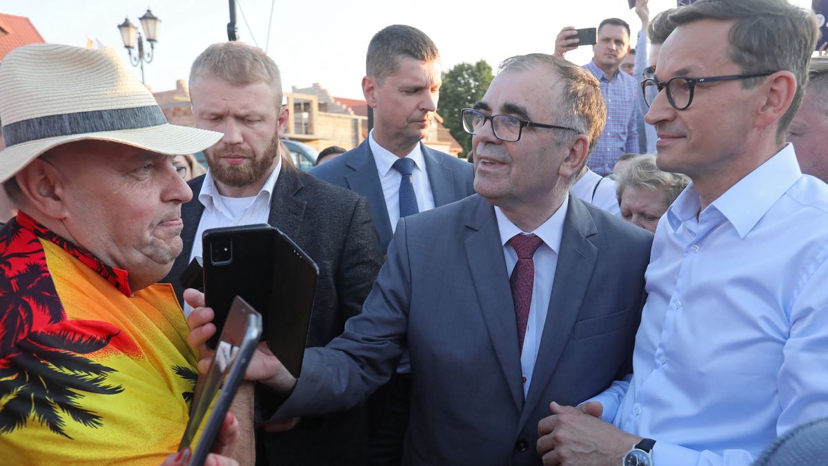 Krzysztof Kononowicz, Mateusz Morawiecki