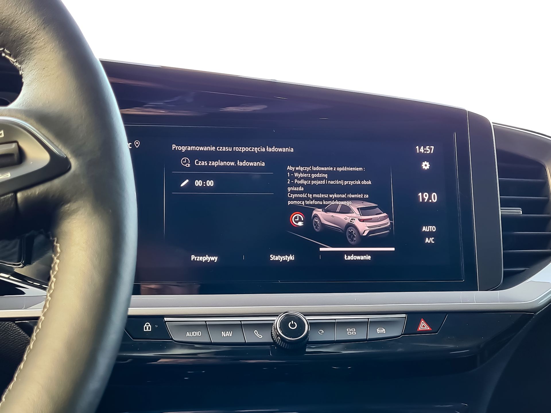 Opel Mokka-e: Systemy bezpieczeństwa i wsparcia kierowcy oraz nowy system info-rozrywki 7