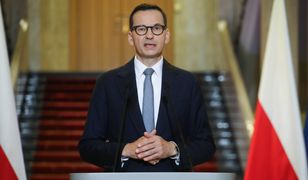 Morawiecki pozujący na heroicznego obrońcę polskich granic przekracza granice żenady [OPINIA]
