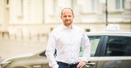 "To jest dla mnie niepojęte!" Szef Free Now w Polsce o trzech absurdach na rynku usług taxi
