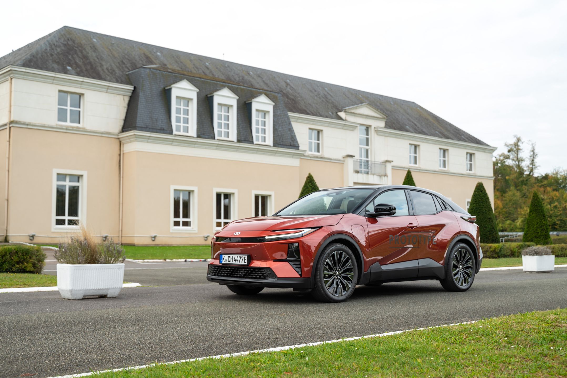 Toyota C-HR+