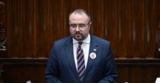 PiS broni Kamińskiego i Wąsika, a Wawrzyka nie? Jabłoński tłumaczy