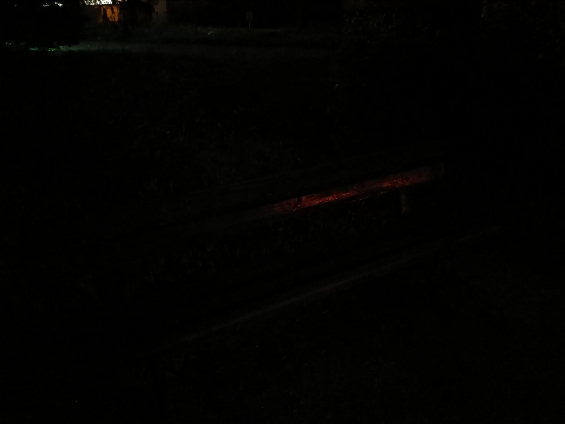 Taniej, ale i bardziej nijako. Test OPPO Reno 3 75
