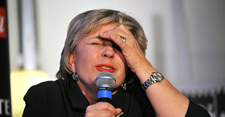 "Byłe żony ZASTAWIAJĄ PUŁAPKI NA ZNANYCH MĘŻÓW! Wzywają fotografów!"