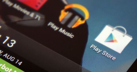 Google Play odpowiednio oznacza już aplikacje z reklamami