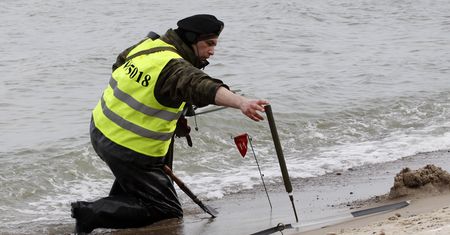 "Bezwzględny zakaz". W Trójmieście zamknęli plaże