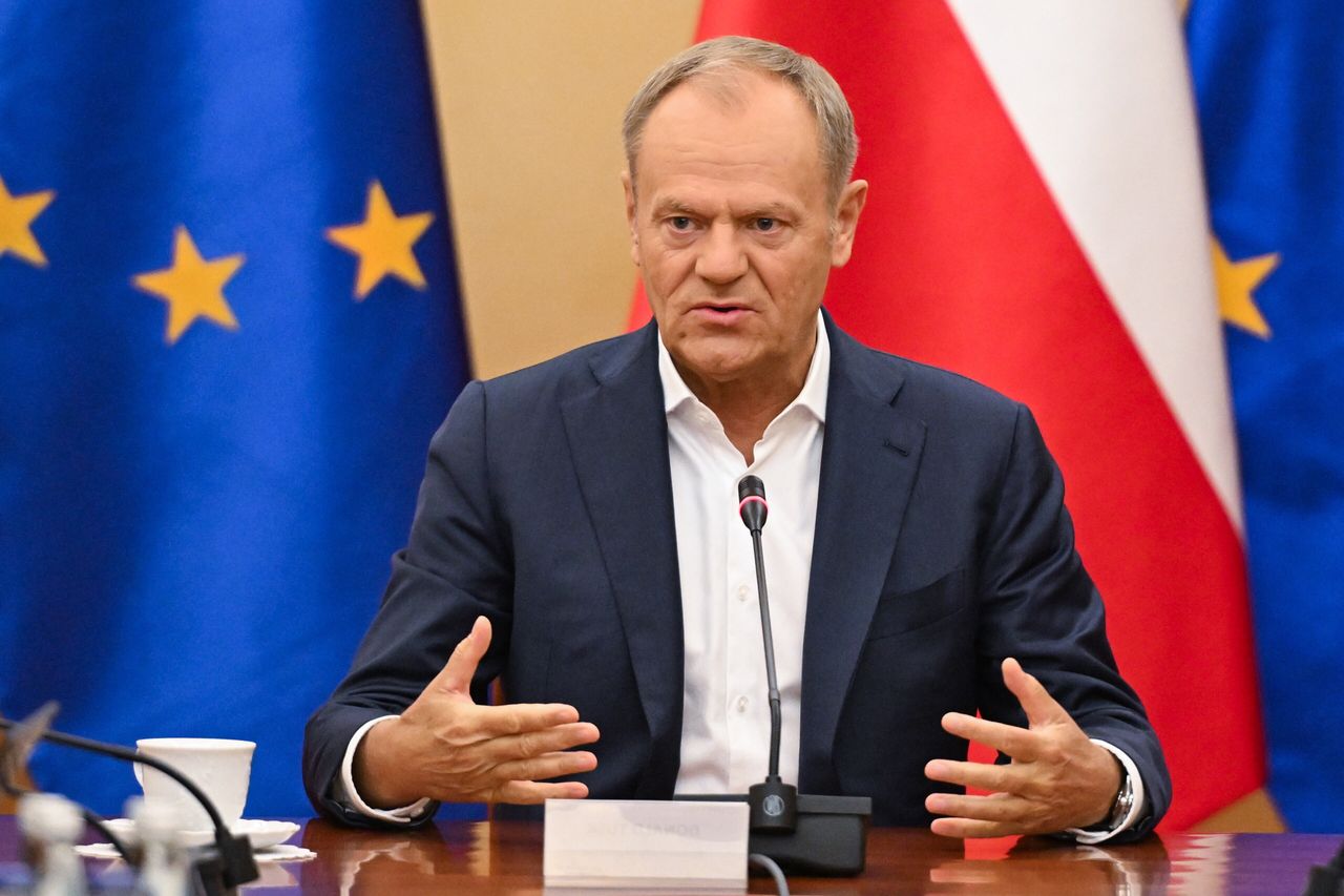 Tusk wyrzucił go z rządu. Mamy kulisy. "Jest mi przykro"