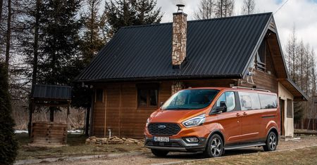 Test: Ford Tourneo Custom Active - gra pozorów została tu opanowana do perfekcji