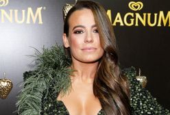 Anna Mucha popija nalewkę i gra w karty. "Gra czy hazard?"