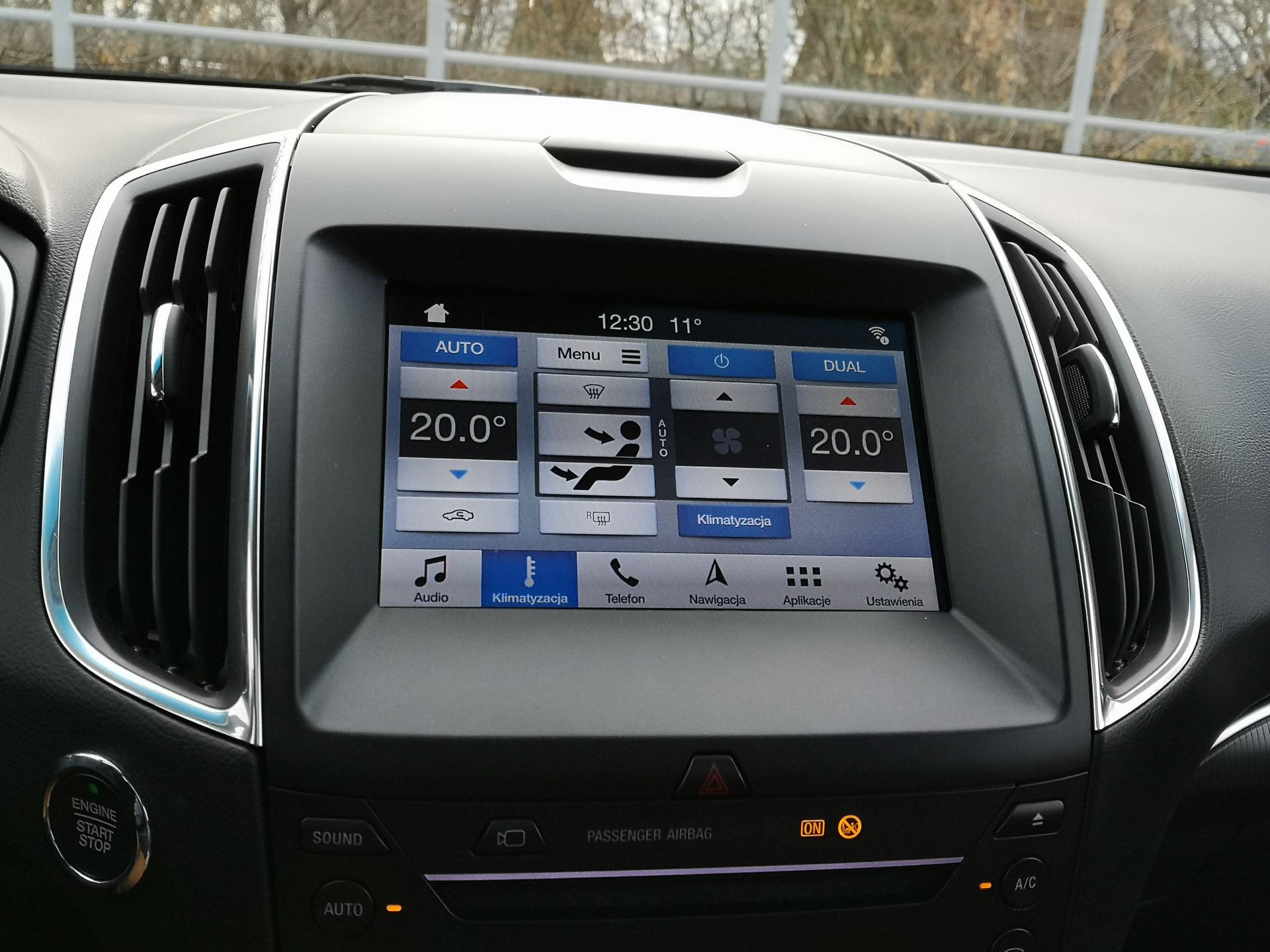 Ford Edge: audio B&O PLAY, wspomaganie parkowania i system Ford SYNC 3 19