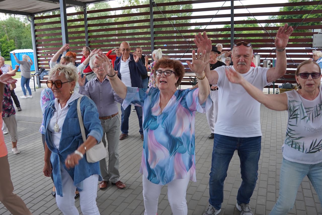 Taneczne środy dla seniorów na Stadionie Powiatowym w Pile