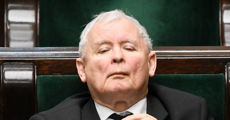 Jarosław Kaczyński zapewnia: "Nie ma możliwości przełożenia wyborów. Powinny odbyć się 10 maja"