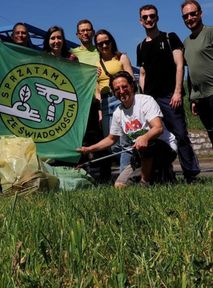 Volunteers clean up Oder River. A drop in the ocean?