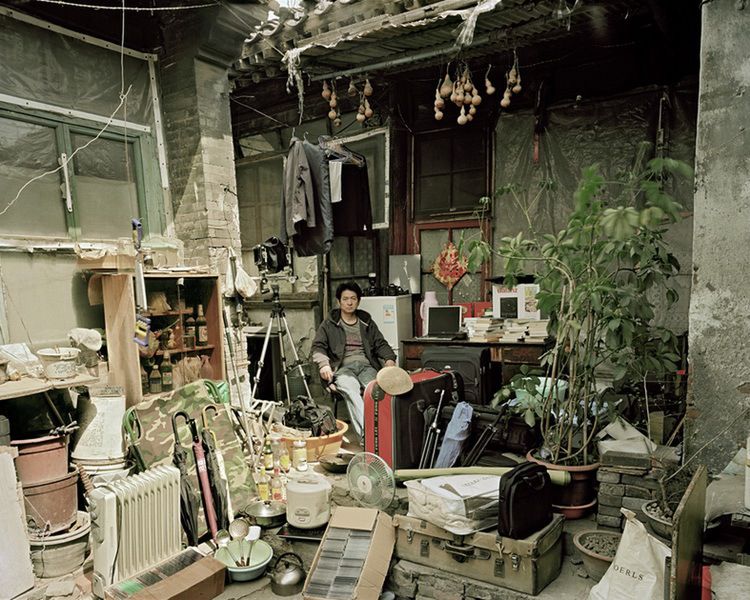 Przez 10 lat fotografował chińskie rodziny z ich całym dobytkiem 10