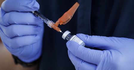 Niepokojące doniesienia. Może to dotknąć nawet osoby zaszczepione