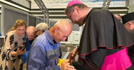 Rosjanie zwolnili dwóch księży z niewoli. Interweniował w ich sprawie Watykan