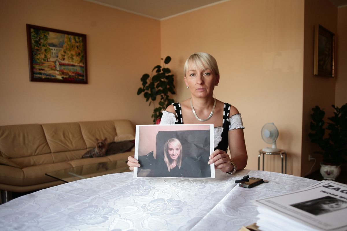 Na zdjęciu matka zaginionej Iwona Wieczorek. Zdjęcie z 2010 roku.