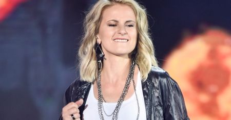 Anna Świątczak przeszła metamorfozę. Upodobniła się do znanej prezenterki