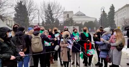 Aborcja. Projekt nowej ustawy. "To jest standard światowy, to jest normalność"