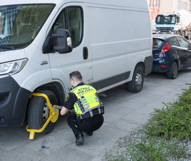 Katowice. Problem jest spory. "Miszczowie parkowania" blokują miasto. Ale już nie bezkarnie