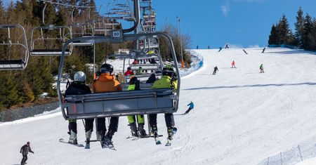 Zimowy wyjazd w góry 2024. Ile kosztuje pobyt w popularnych miejscowościach?