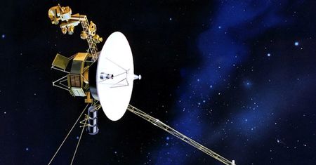 Brak kontaktu z sondą Voyager 2. Efekt ludzkiego błędu