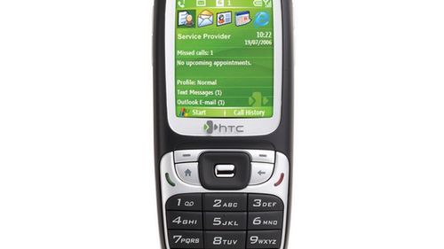 HTC pracuje nad zwykłym telefonem komórkowym 1