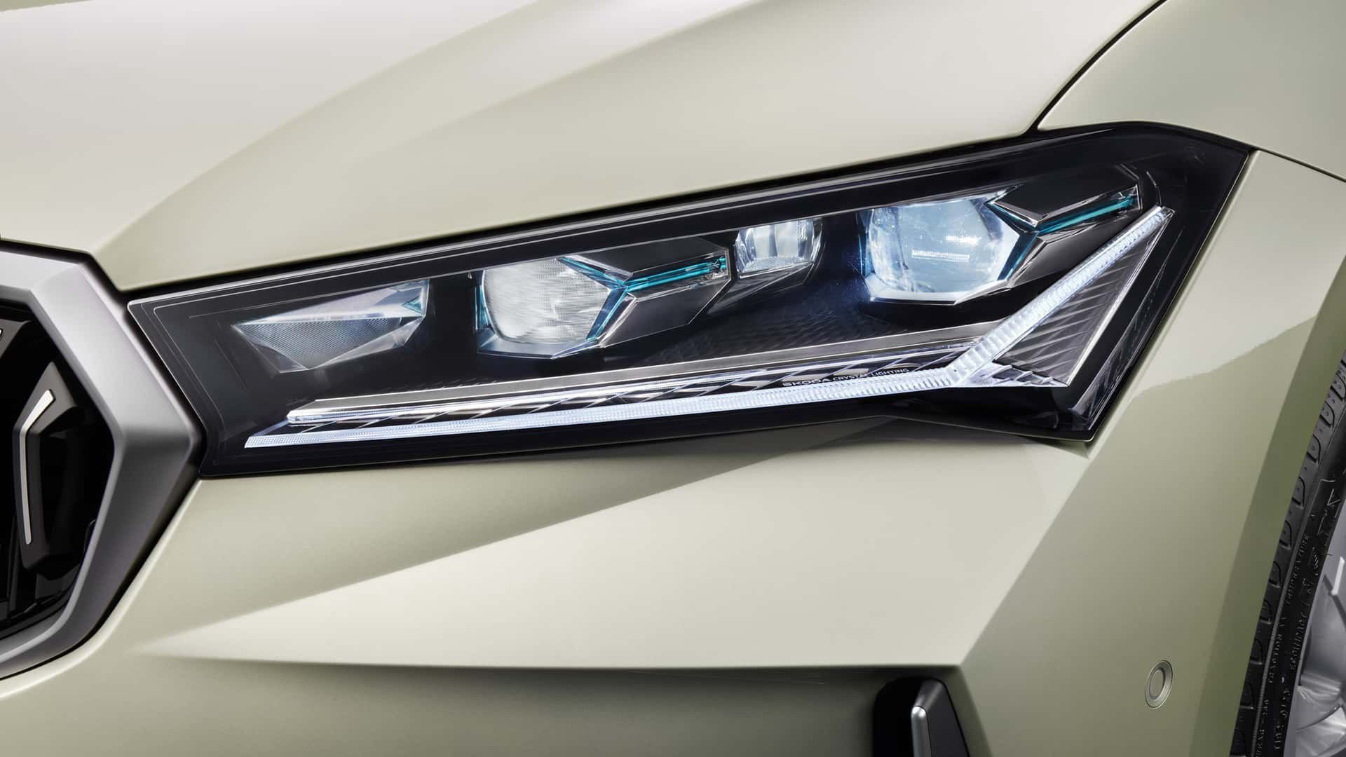 Nowa Škoda Superb