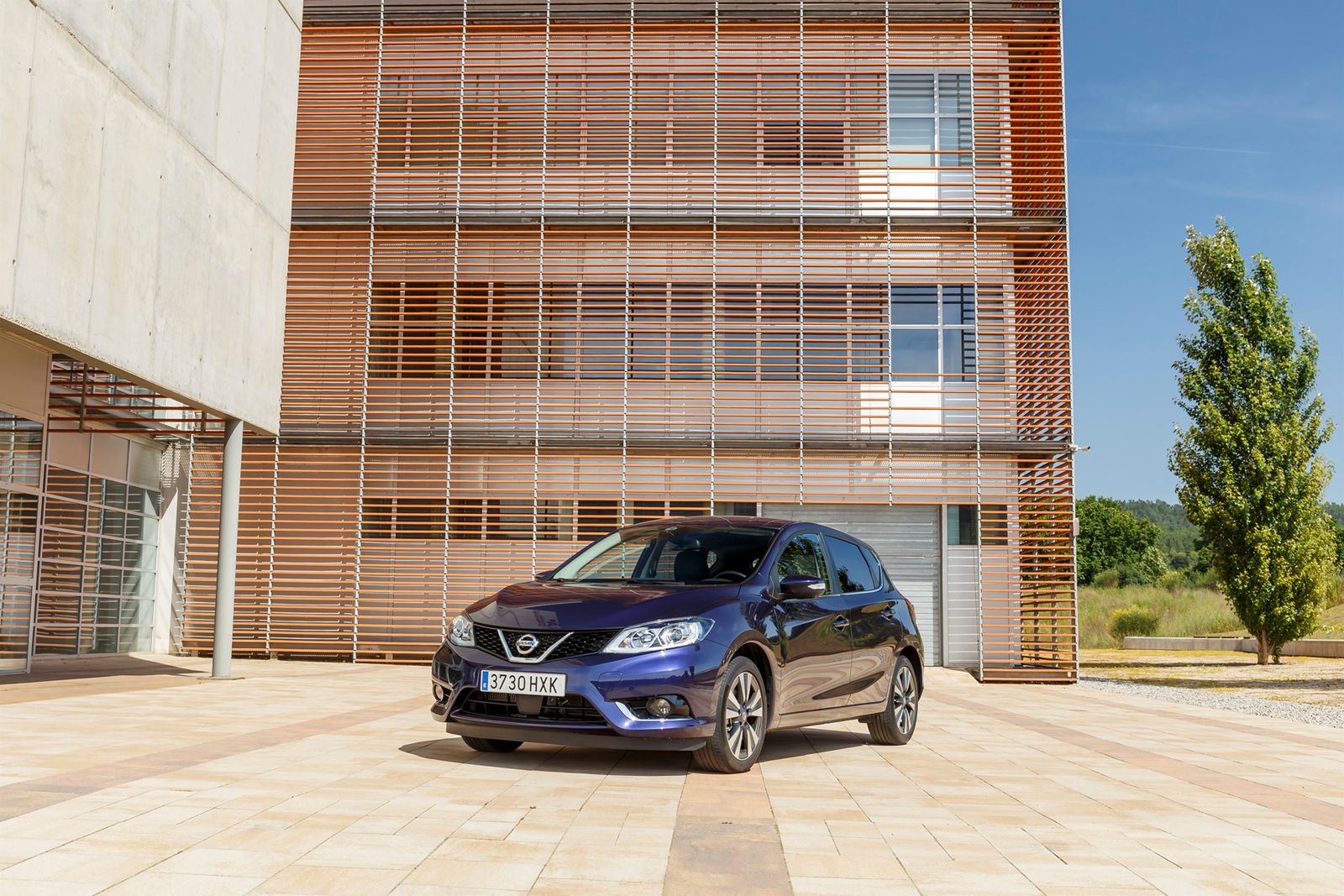 Ogromna galeria Nissana Pulsara 86