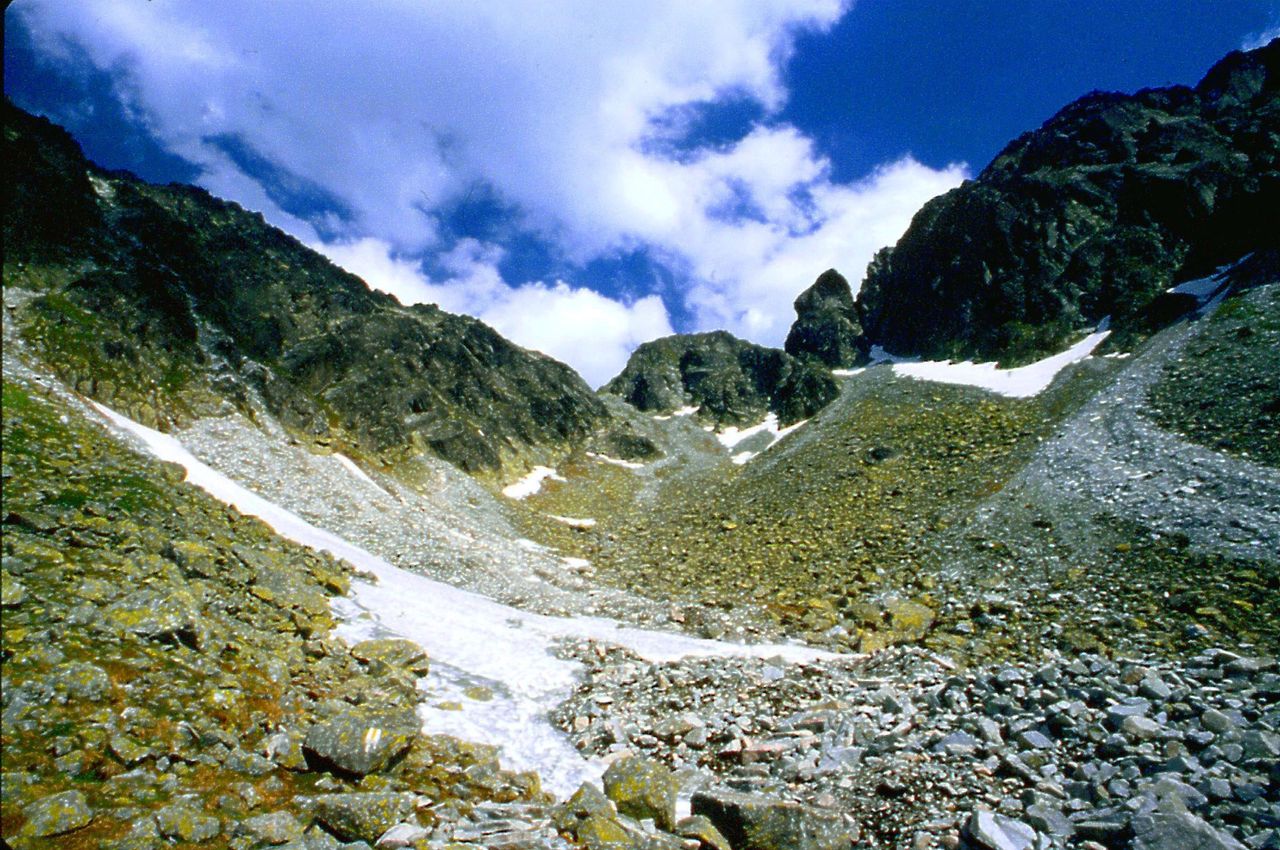 Tatry: Szlak na Przełęcz Krzyżne zamknięty