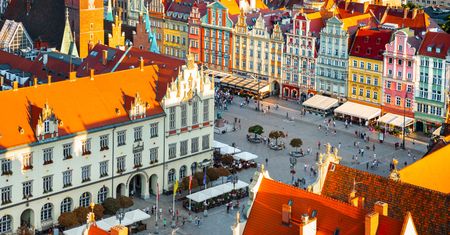 Pogoda we Wrocławiu. Prognoza na poniedziałek 16 lutego. Mroźny poranek, w dzień chmury i przelotny śnieg