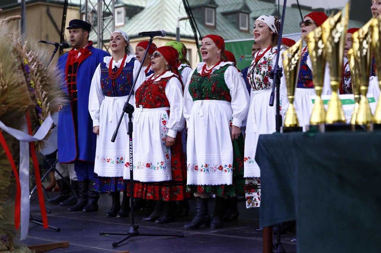 Częstochowa: Dożynki Jasnogórskie. Rozpoczęto Krajową Wystawę Rolniczą