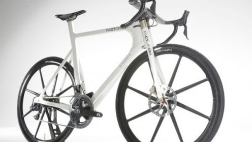 Rower zaprojektowany przez inżynierów F1 kosztuje 42 000 dolarów 1