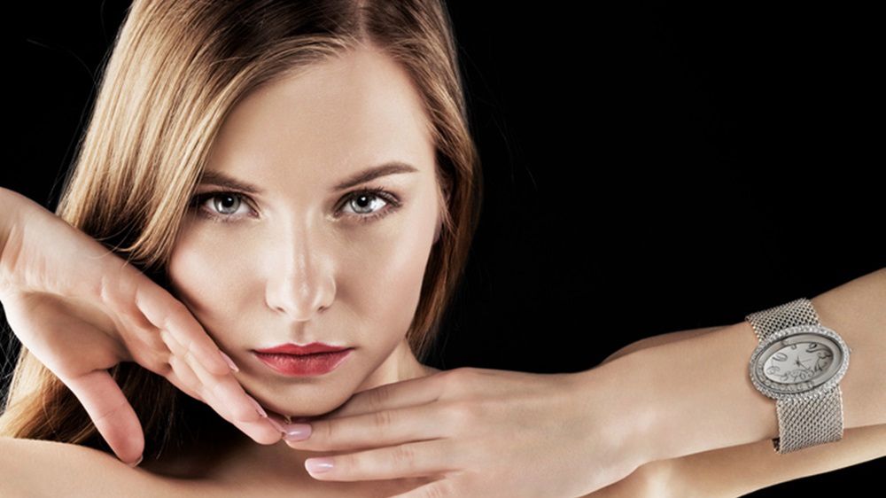Piękny zegarek może być nie tylko praktycznym gadżetem, ale również subtelną ozdobą dłoni
