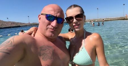 Ślicznotka i mięśniak. Marcin Najman pochwalił się zdjęciem z żoną. Julita wygląda obłędnie