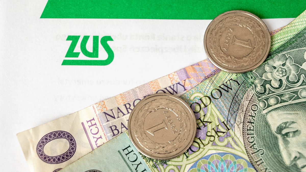 ZUS wysyła listy do milionów emerytów w sprawie czternastek