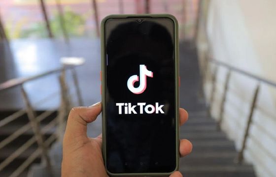 TikTok ogranicza zespół odpowiedzialny za bezpieczeństwo i moderację treści