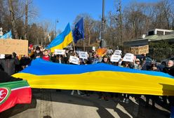 Wojna na Ukrainie. W Polsce protest przed ambasadą