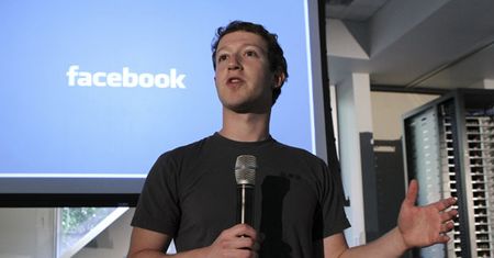 Mark Zuckerberg płacił za oczernianie Googla!