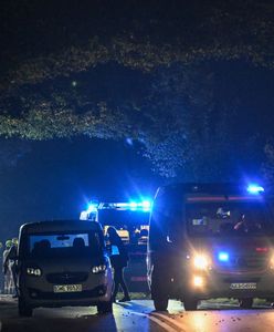 Mężczyźni wypadli z auta. Tragiczny wypadek na drodze 694