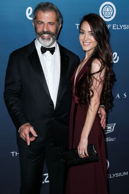 Mel Gibson z partnerką
