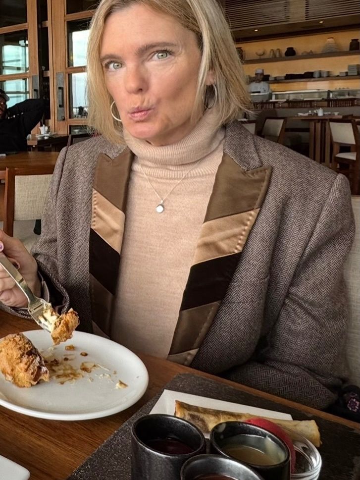 Erika Eleniak