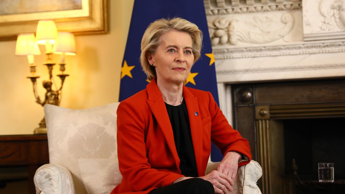 LONDON, ENGLAND - APRIL 24: European Commission, Ursula von der Leyen during a meeting with British Prime Minister Keir Starmer at 10 Downing Street on April 24, 2025 in London, England. (Photo by Alishia Abodunde/Getty Images)