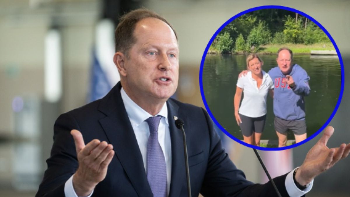 Mark Brzeziński zaskoczył internautów. Zdjął bluzę i zrobił to.