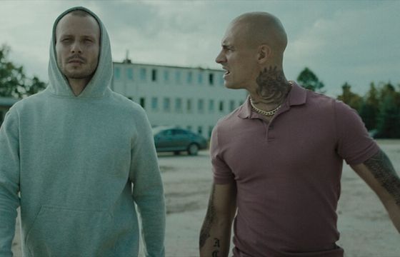 KRRiT sypie karami, by chronić dzieci. Telewizje płaciły za emisje "Furiozy" i "Johna Wicka"