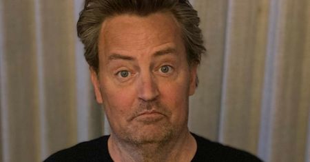Matthew Perry nie został uhonorowany w segmencie "In Memoriam" na Emmy Awards 2024. W sieci oburzenie, organizatorzy wyjaśniają