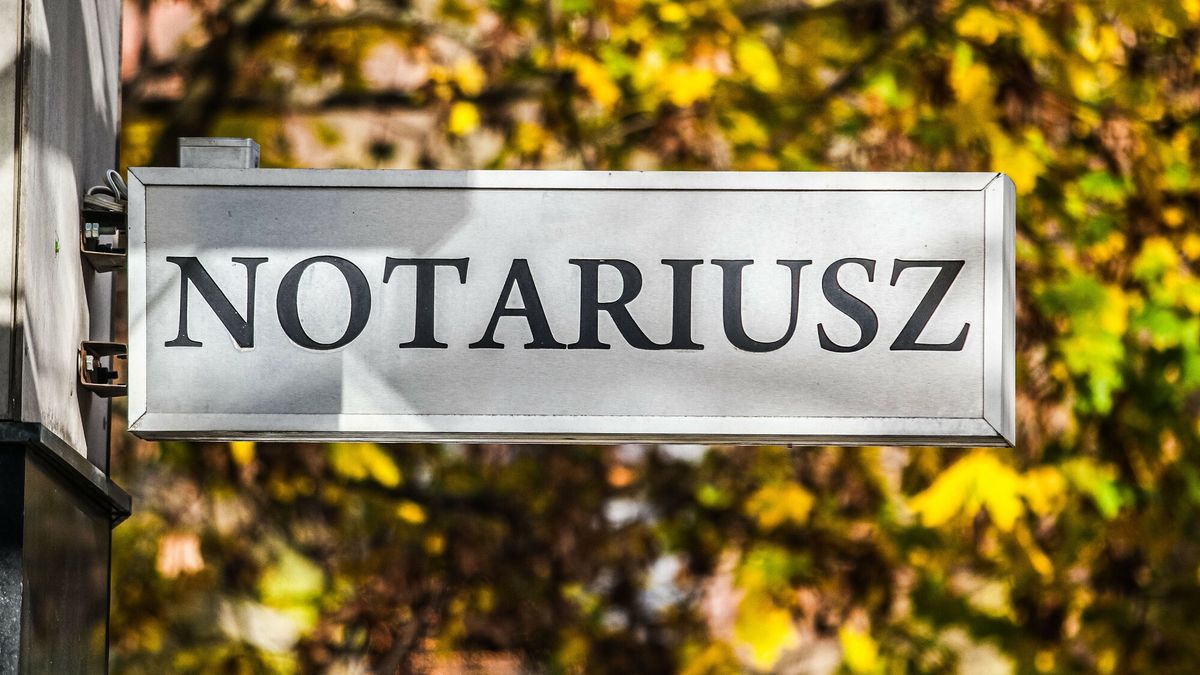 Praca notariusza się nie opłaca? 