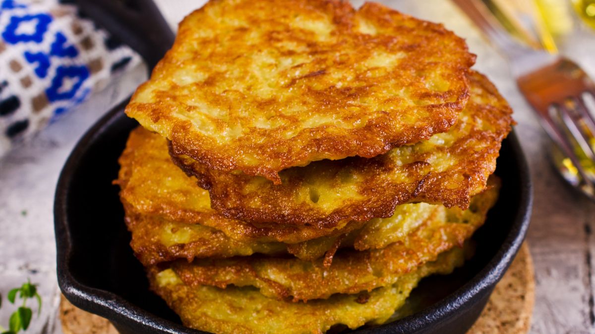 Placki ziemniaczane ze zdrowym dodatkiem. Warto znać ten przepis