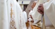 Kościół podał dane za 2024 rok. Coraz mniej księży i przyjętych bierzmowań