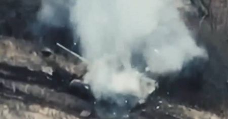 Sztuczna inteligencja na froncie. Rosjanie przecierają oczy, dron zrobił swoje